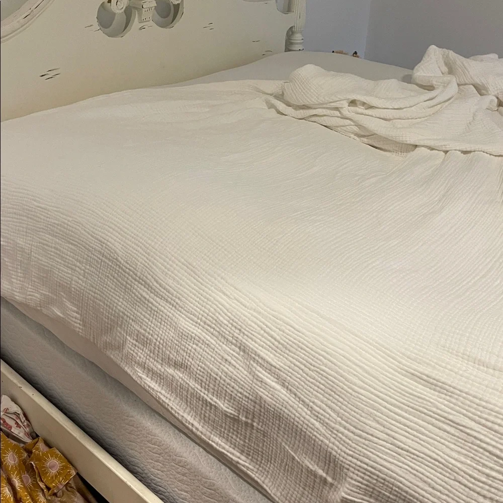 West Elm Dreamy Gauze Cotton Duvet